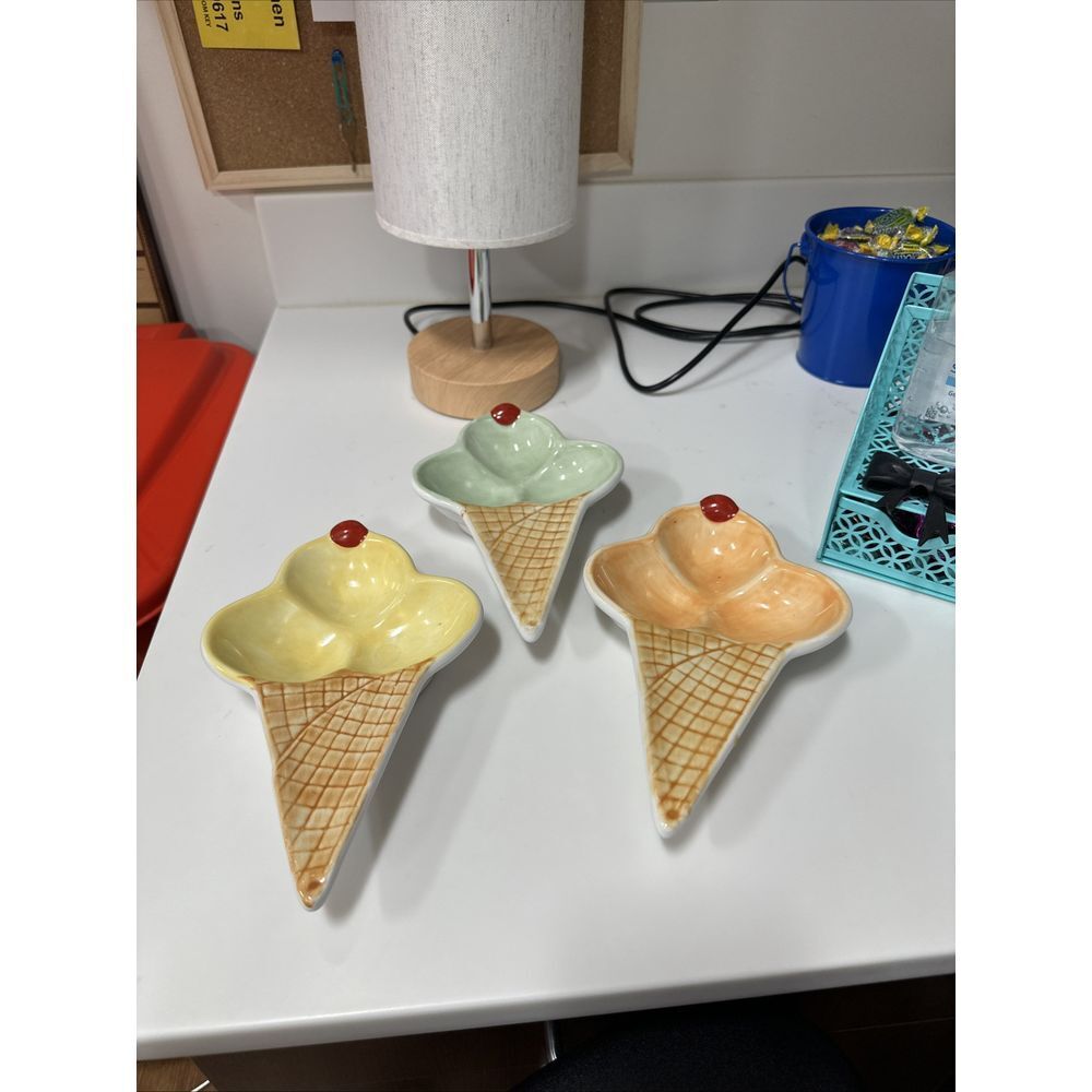 Williams Sonoma Ice Cream‎ Shaped Bowls , 3 Pieces, Green, Yellow, Orange